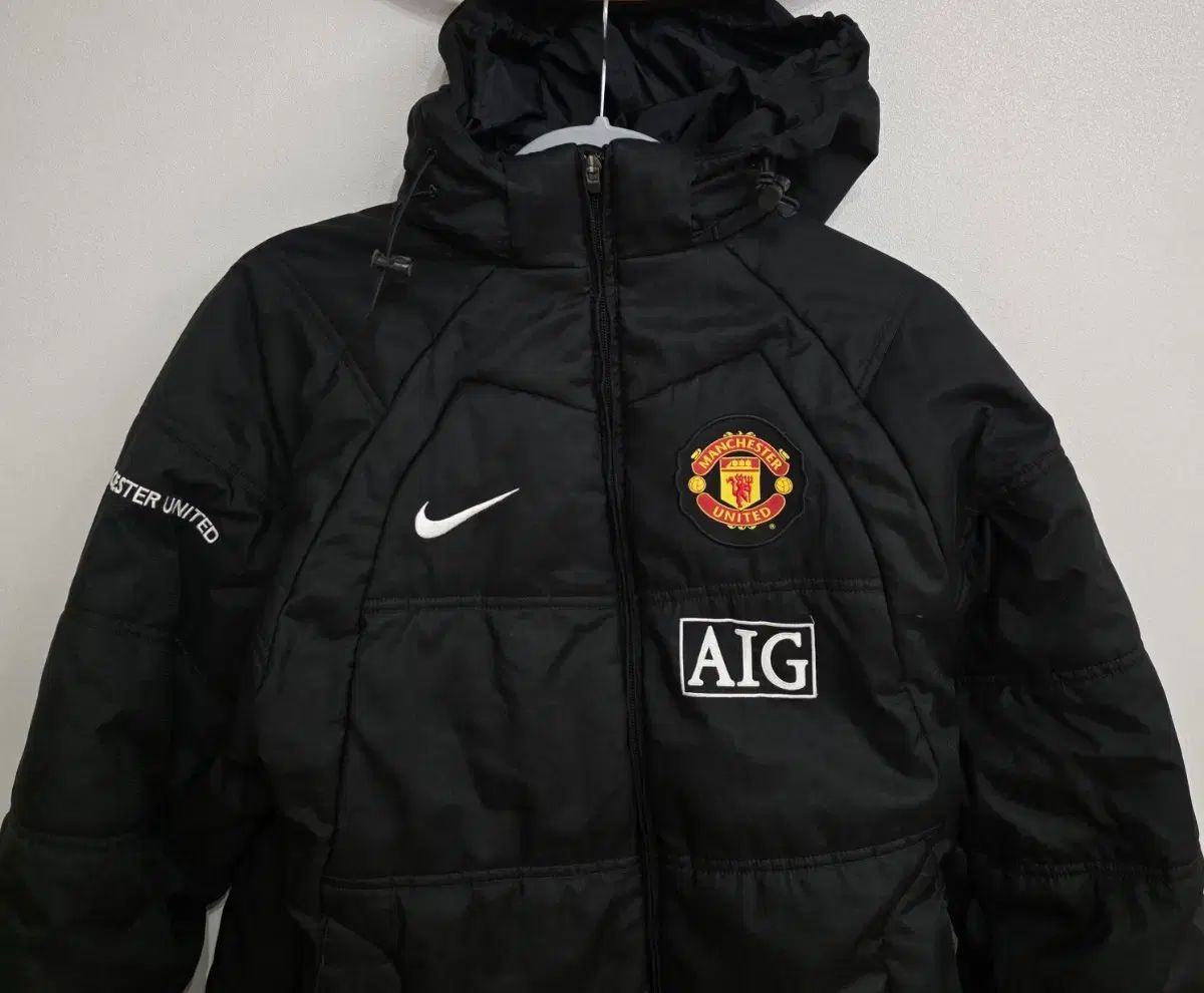 ナイキ マンチェスター・ユナイテッドFC ブラック ダウン アウター AIG