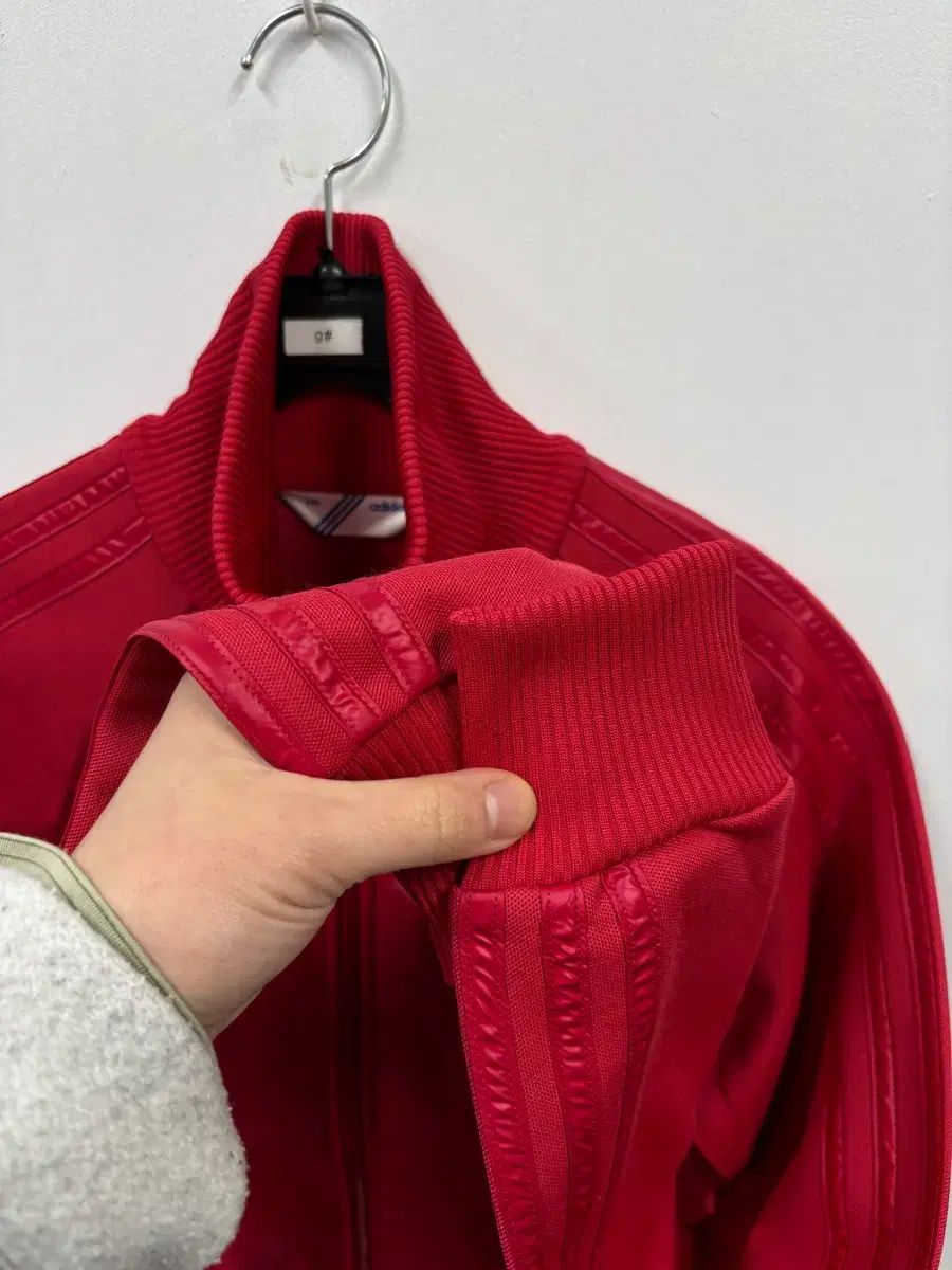 トラックジャージ