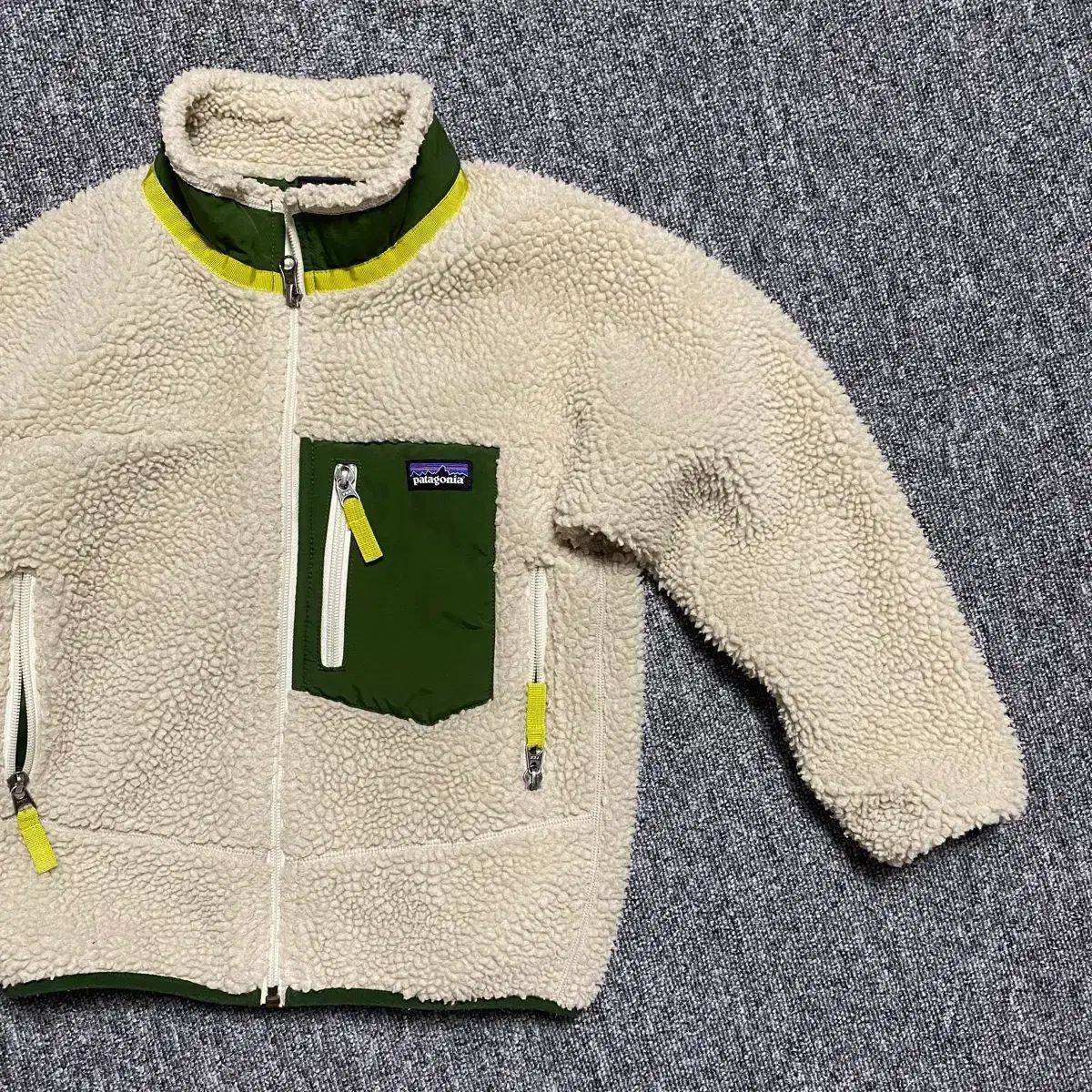 Patagonia Retro-X キッズ 5～6歳