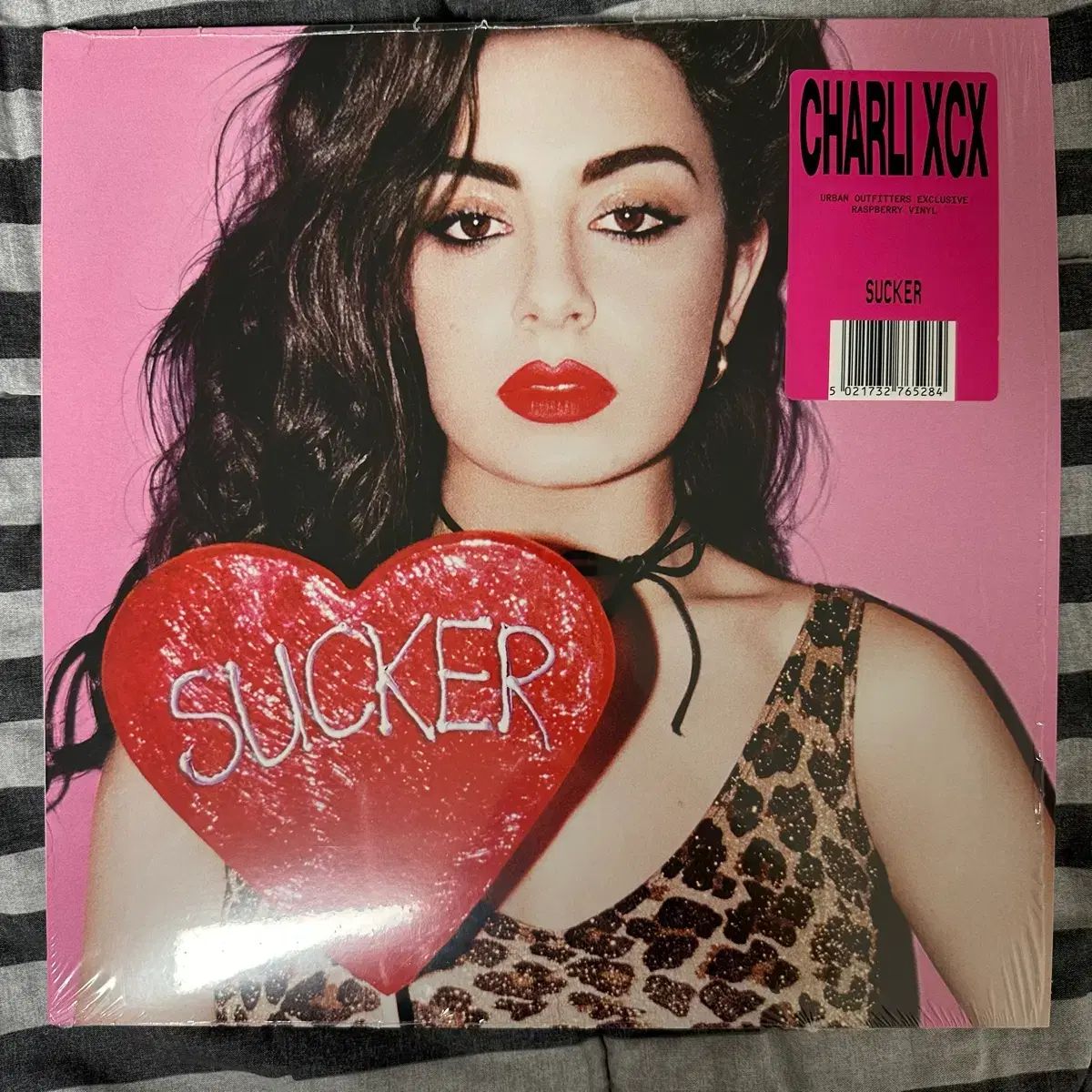 チャーリー XCX Charli Sucker 盤