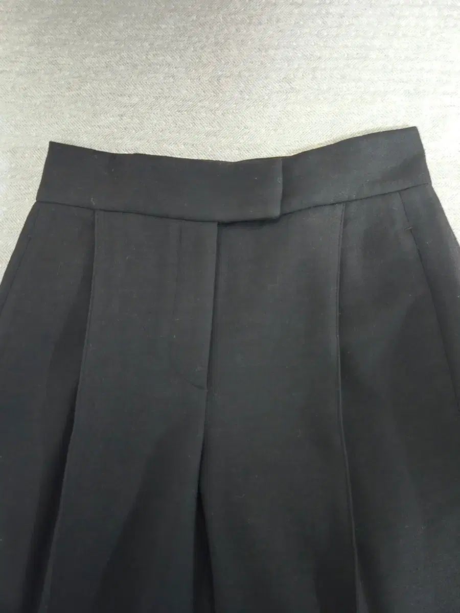 ブラック ウール