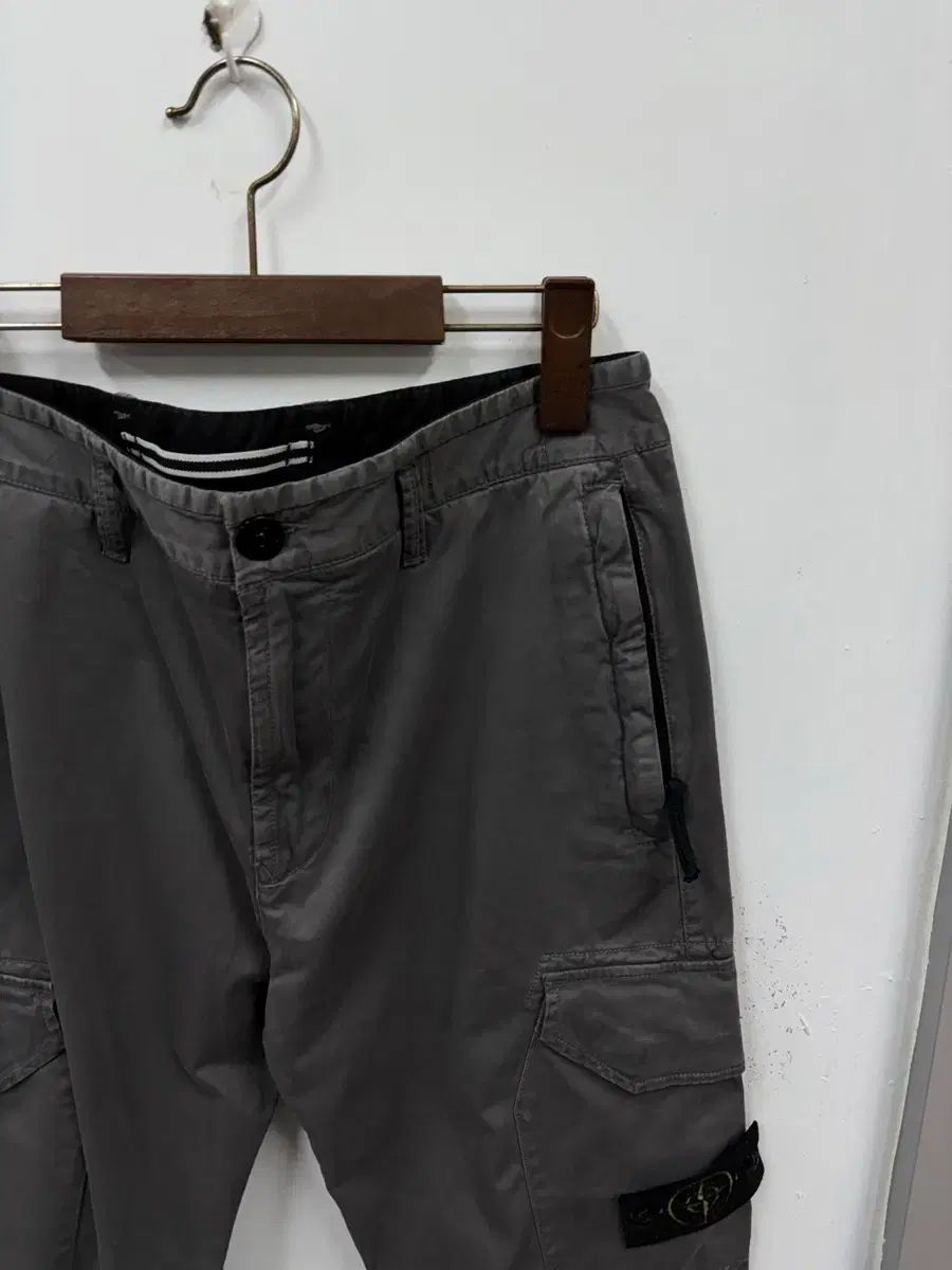 カーゴパンツ 30