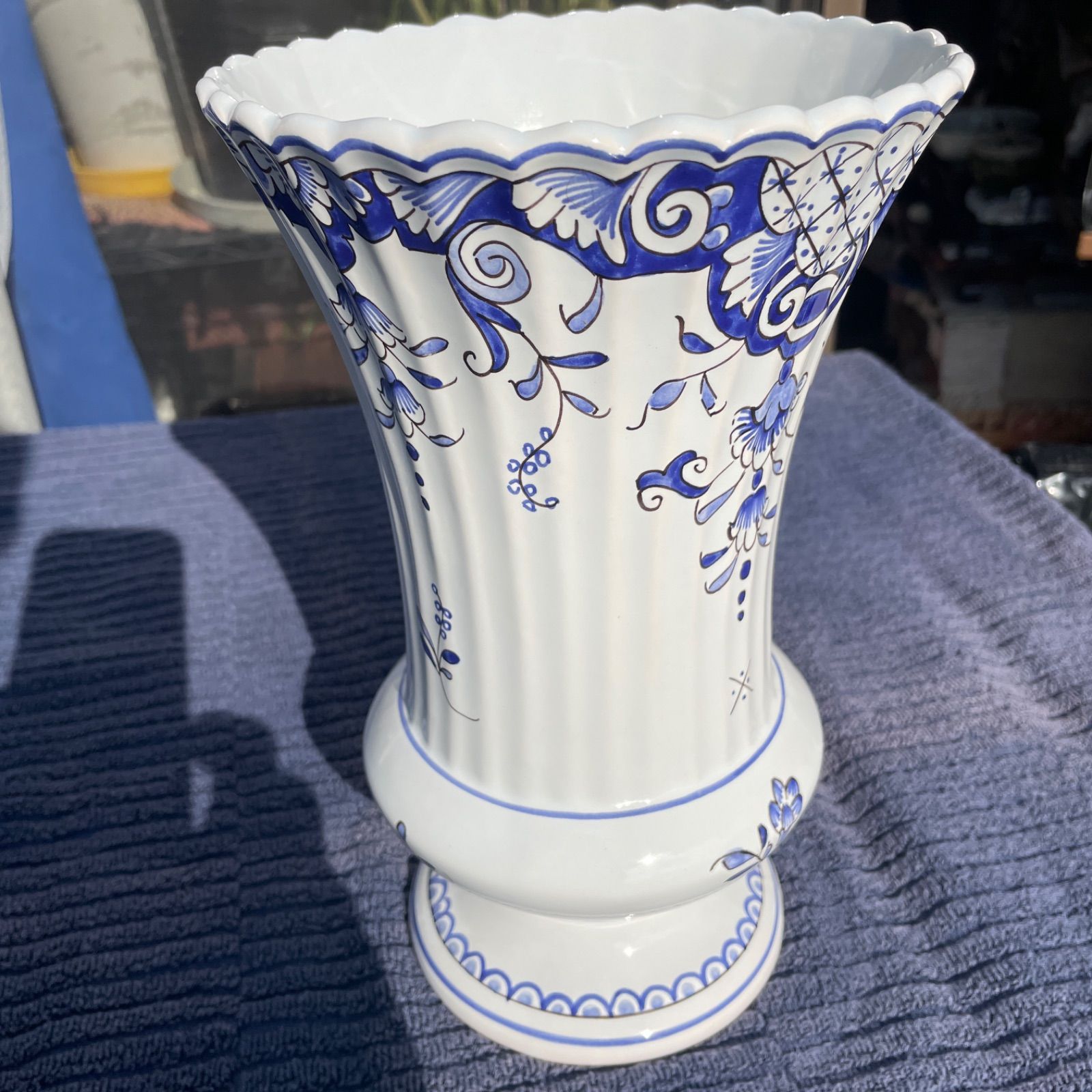 フランス陶器　花瓶ノルマンディ・ルーアンにて購入 Déco Fait H フランスルーアン焼き（Rouen ware） 花器 新品 - メルカリ