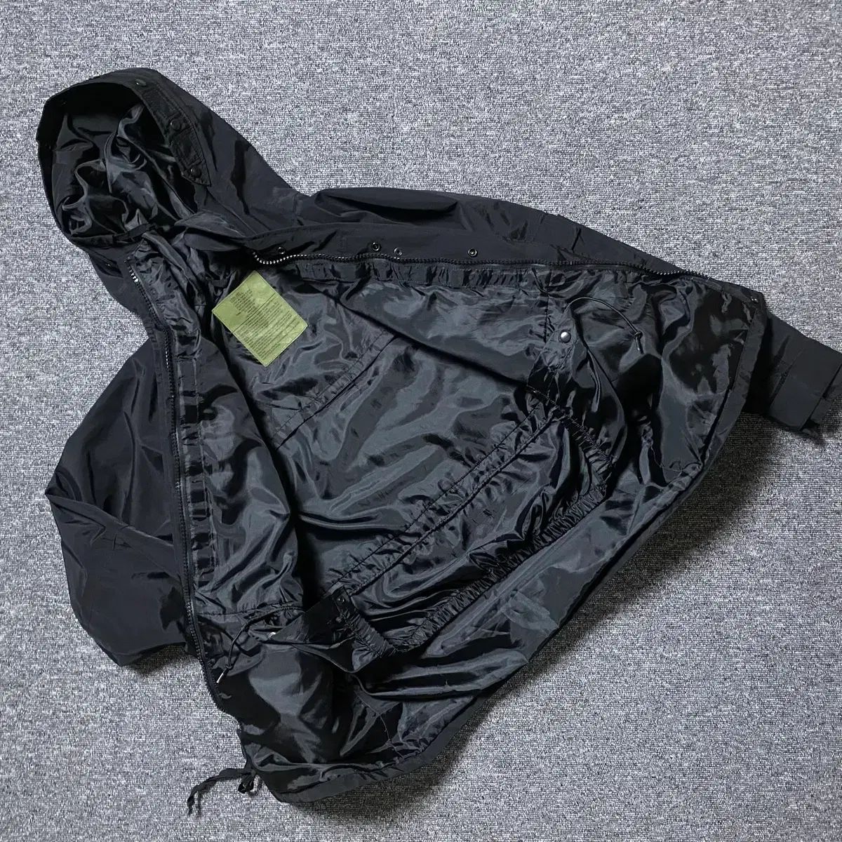 ECWCSパーカ Black repro