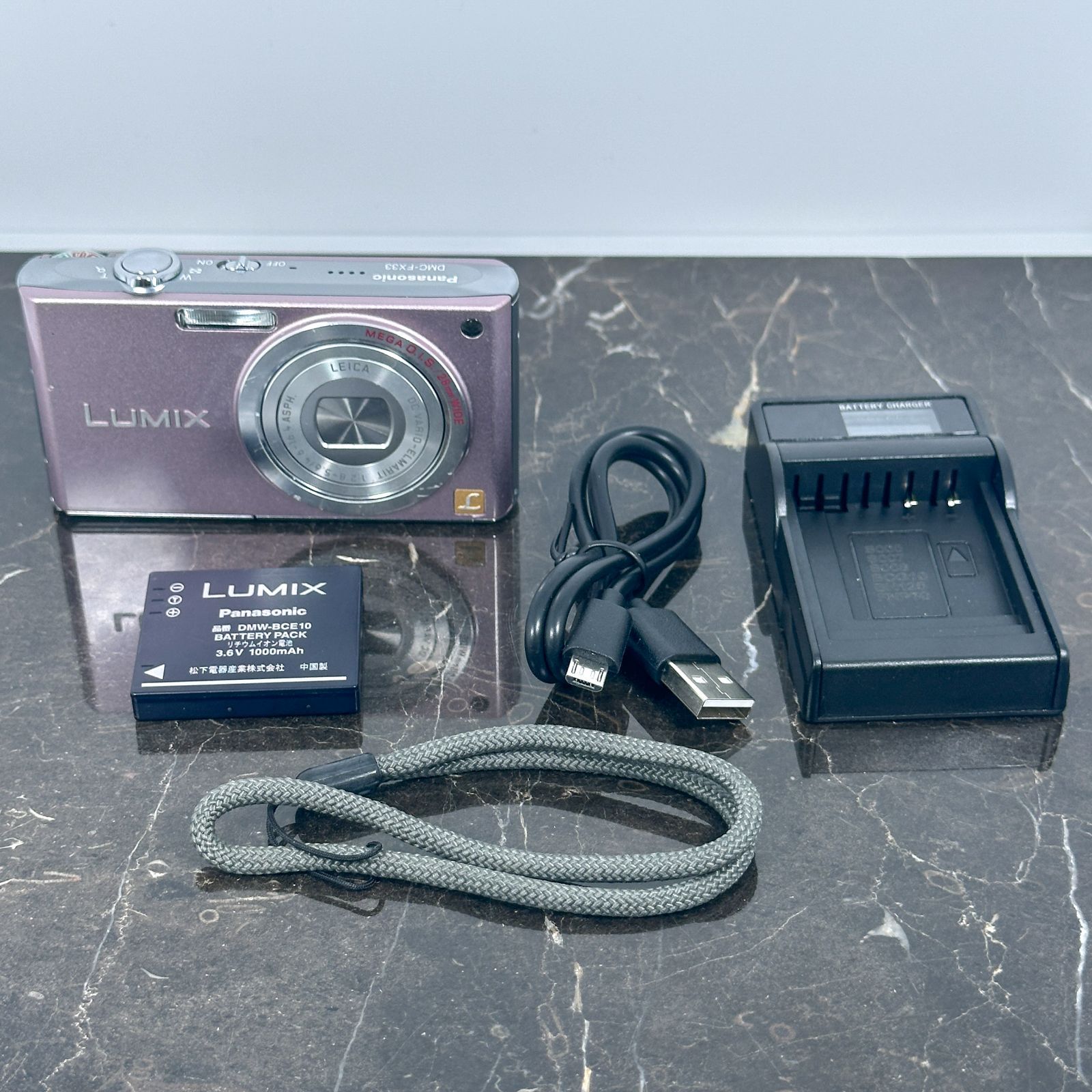 美品】Panasonic パナソニック LUMIX DMC-FX33 カクテルピンク 810万 