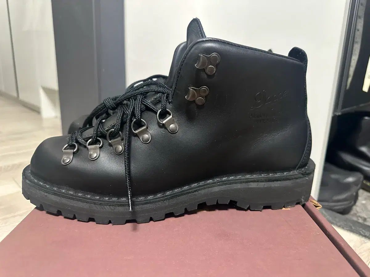 ダナー マウンテン ライト 270