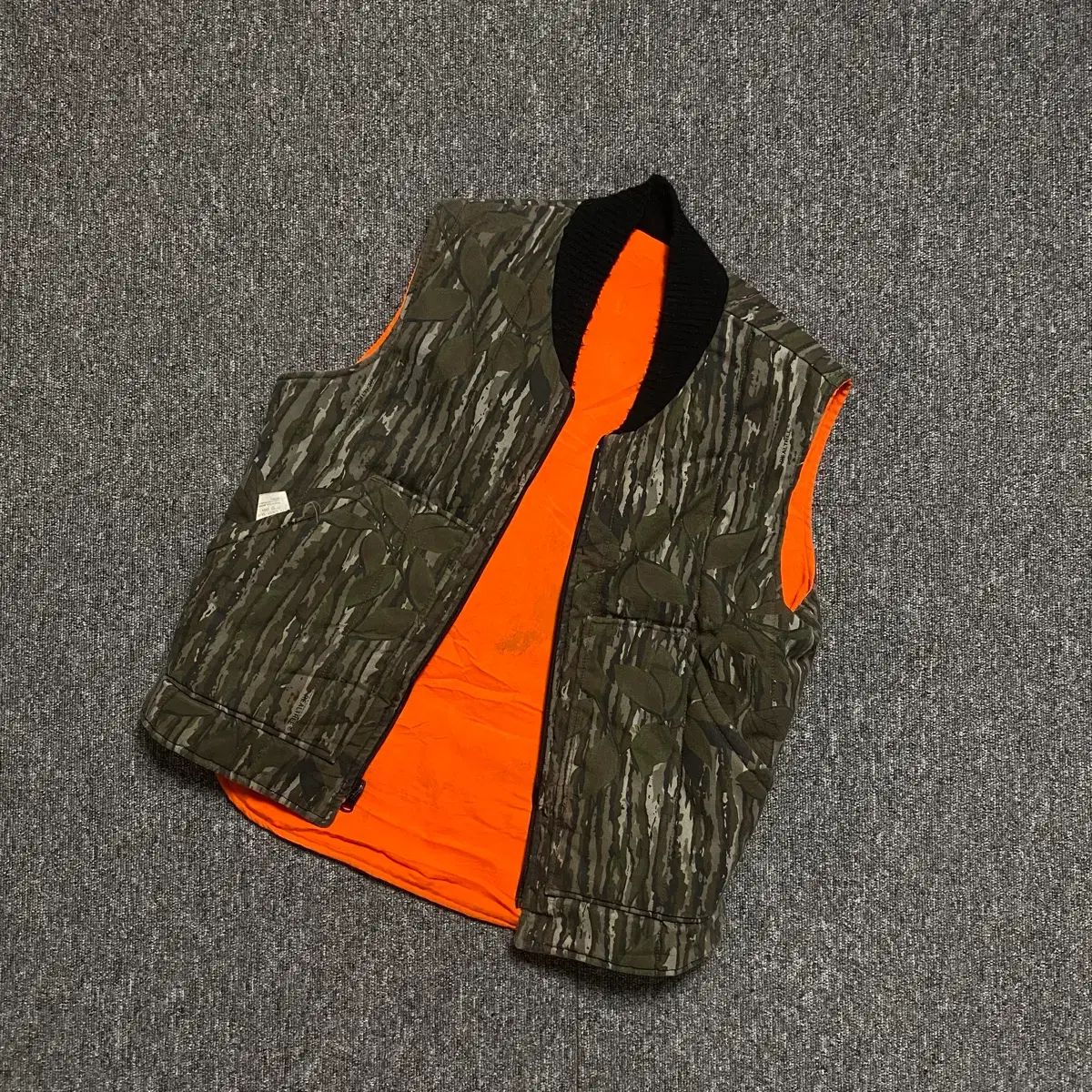 Walls Blizzard Reversible realtree Vest