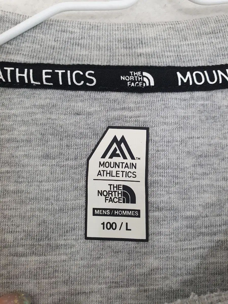 NORTH THE FACE ザ・ノース・フェイス メンズ Mountain マウンテンパーカー ウインドブレーカー レディース Jacket マウンテン JACKET ネイビー LIGHT M セール&frasl;送料無料THE