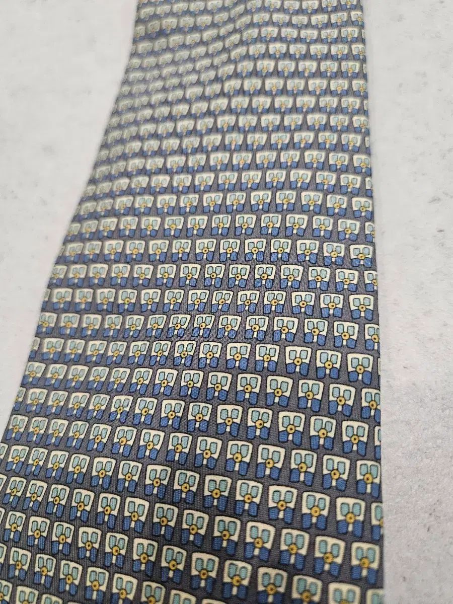 FERRAGAMO フェラガモ ネック タイ