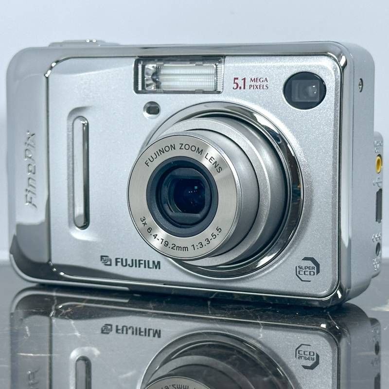 美品】Fujifilm 富士フイルム FinePix A500 単三電池対応 510万画素