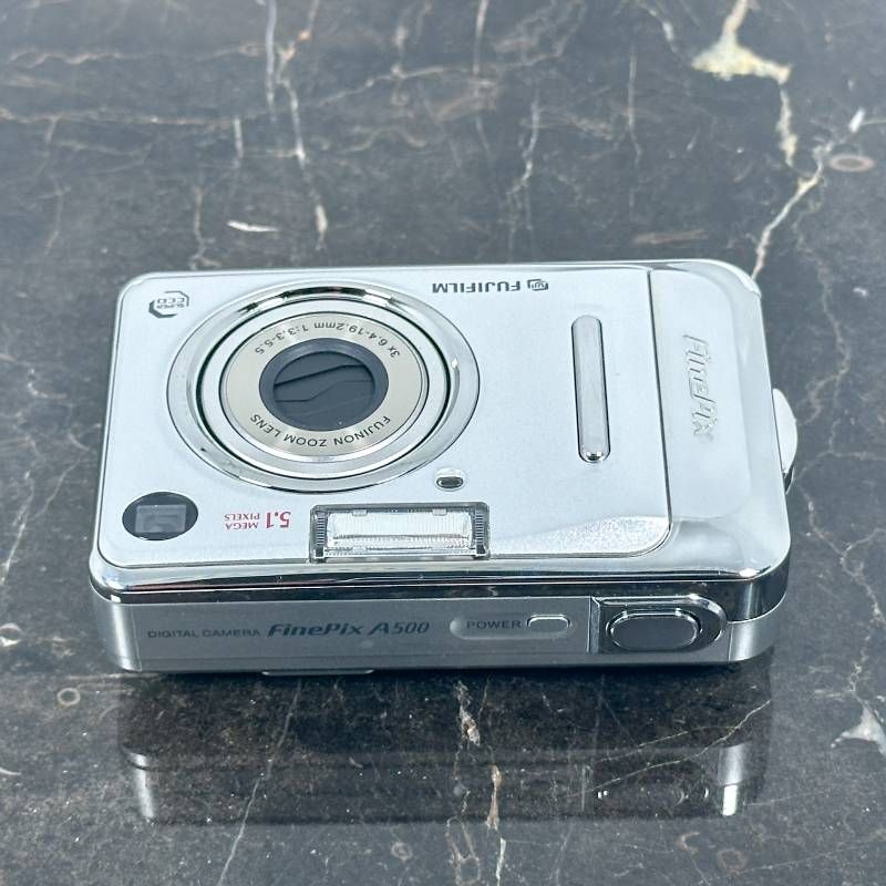 美品】Fujifilm 富士フイルム FinePix A500 単三電池対応 510万画素