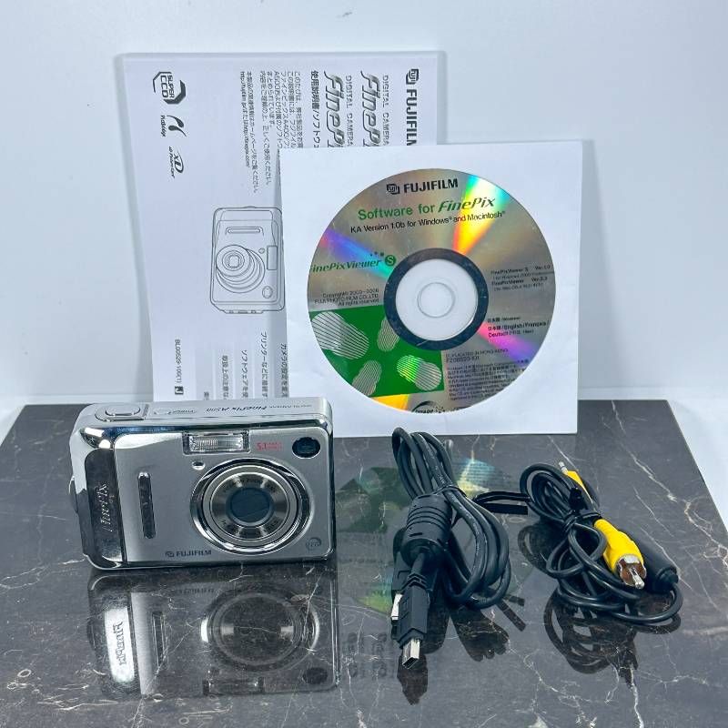 美品】Fujifilm 富士フイルム FinePix A500 単三電池対応 510万画素