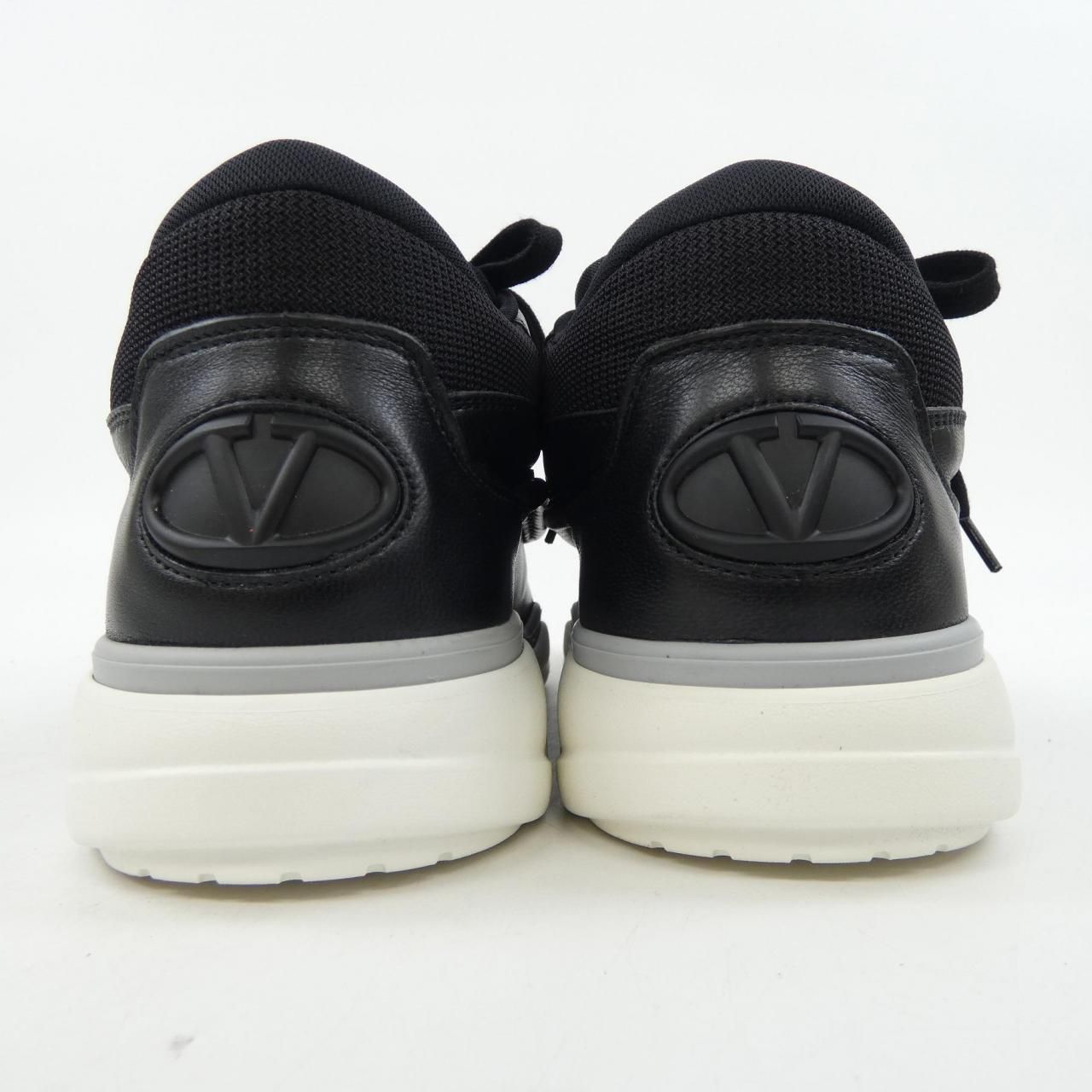 ヴァレンティノガラヴァーニ シューズ