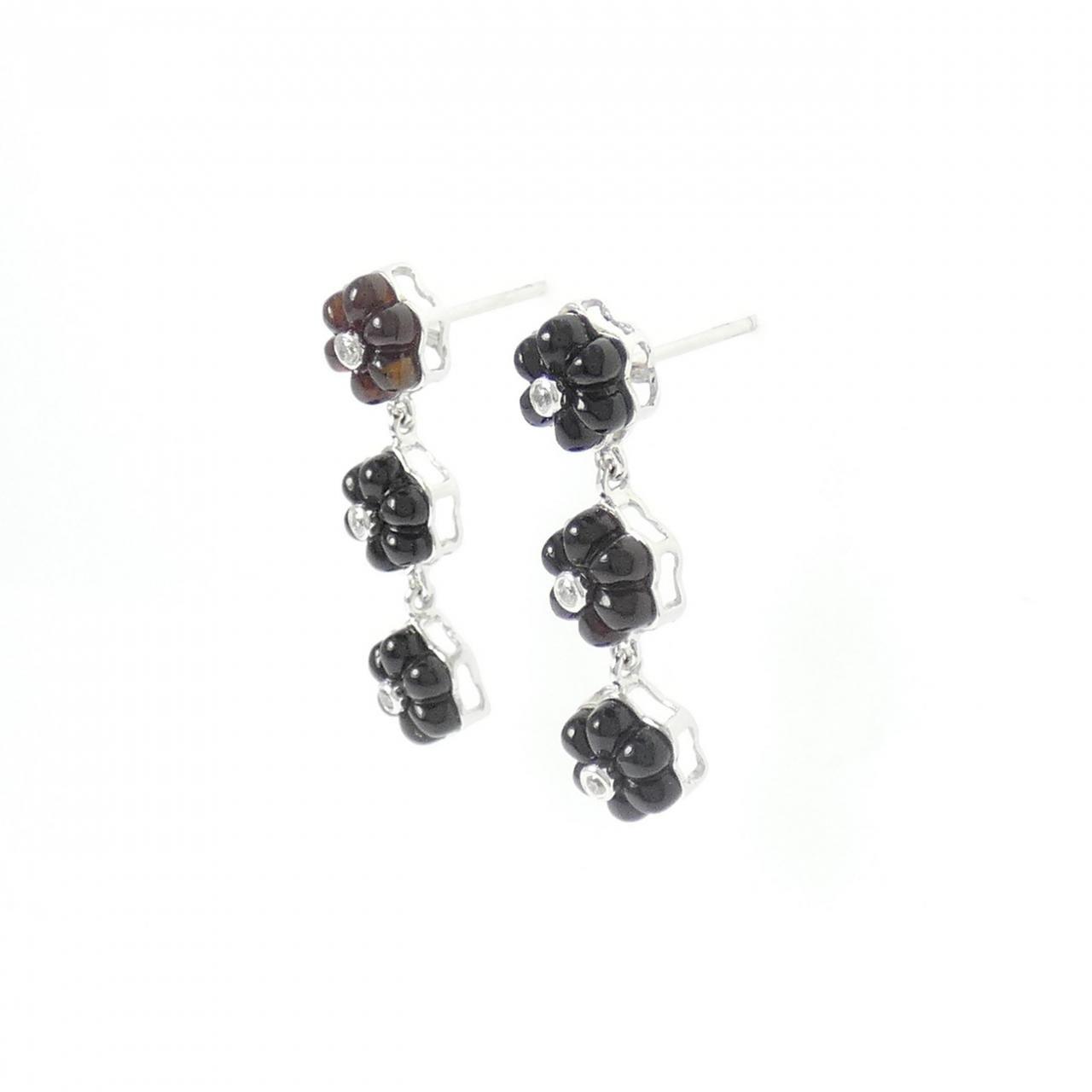 K18WG フラワー オニキス ピアス - メルカリ