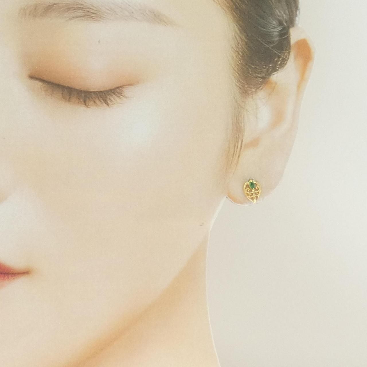k18YGエメラルドピアス　新品未使用品 K18YG エメラルド ピアス - メルカリ