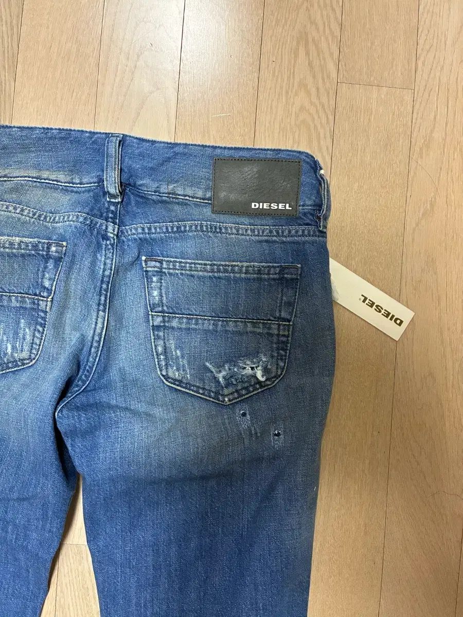  DIESEL ディーゼル グランジ ダメージ フ ブーツカット デニム その他 デニム ジーンズ