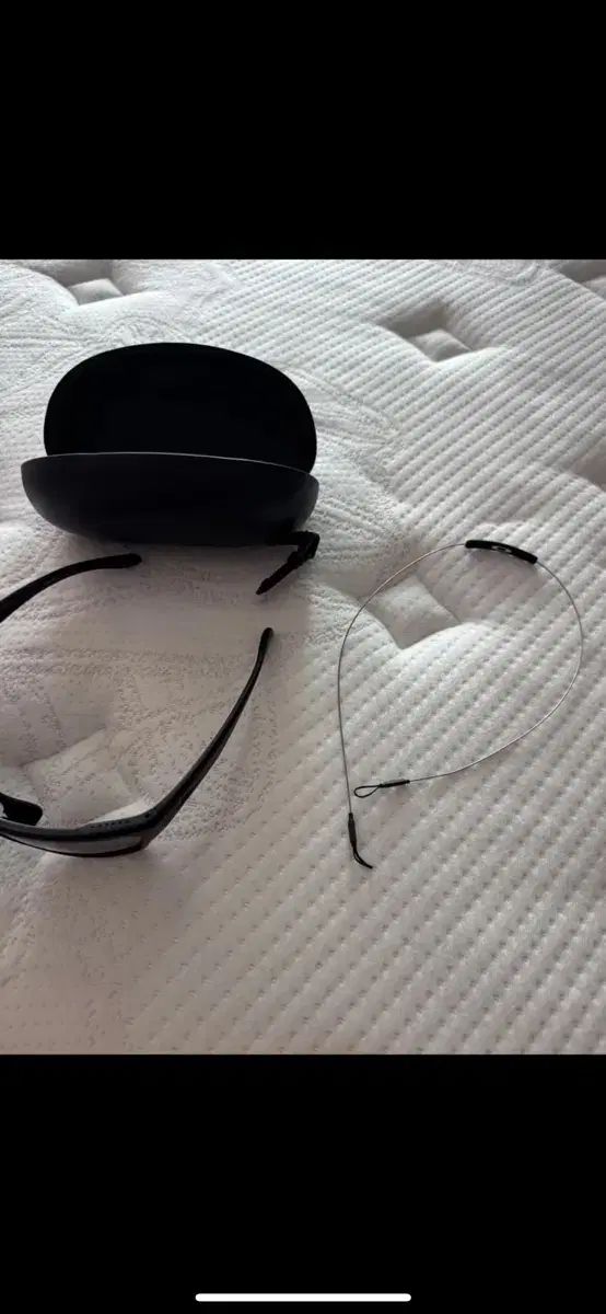 オークリー ブラック