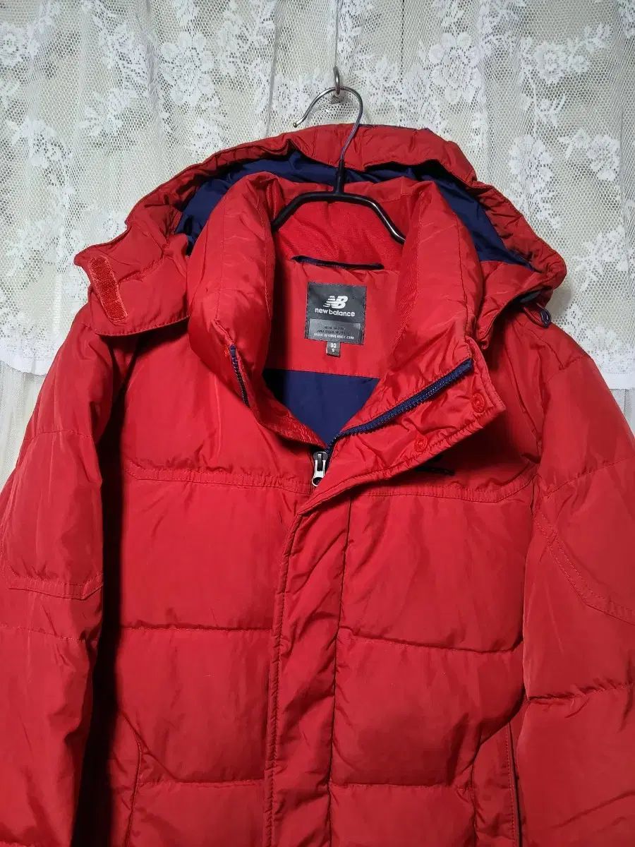 NEW BALANCE ニューバランス ダウンジャケット 4WAY 赤 L ニューバランスの新作ダウンジャケット、リフレクターを配した軽量＆高