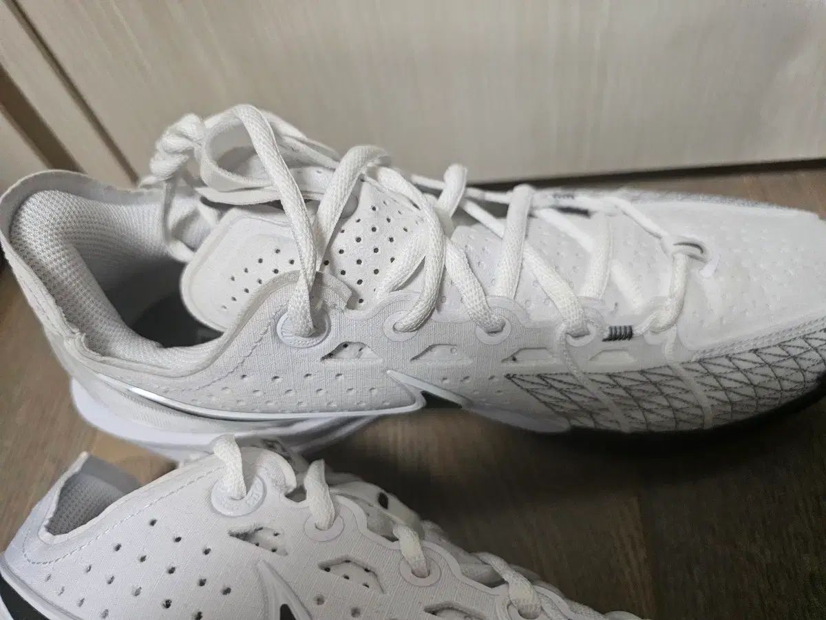 バスケシューズ