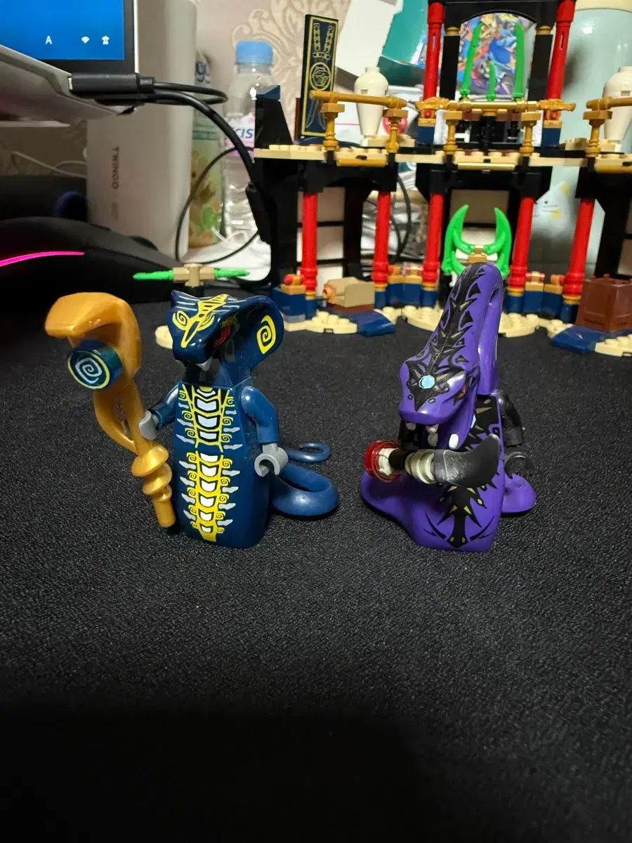 ニンジャゴー スケールズ ファイト フィギュア