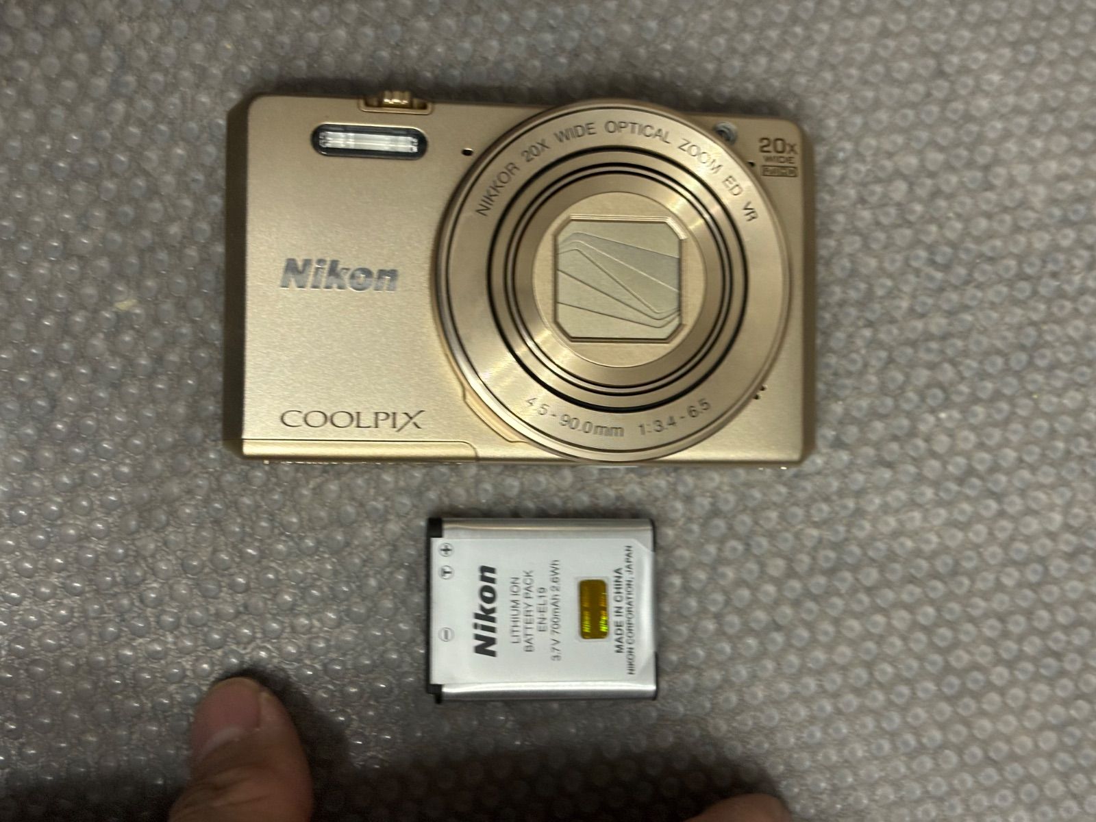 Nikon COOLPIX S 7000 12161