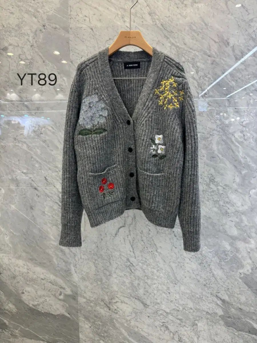 js YORKスター 2025 f w 刺繍ゴージ ルーズフィット ニットカーディガン