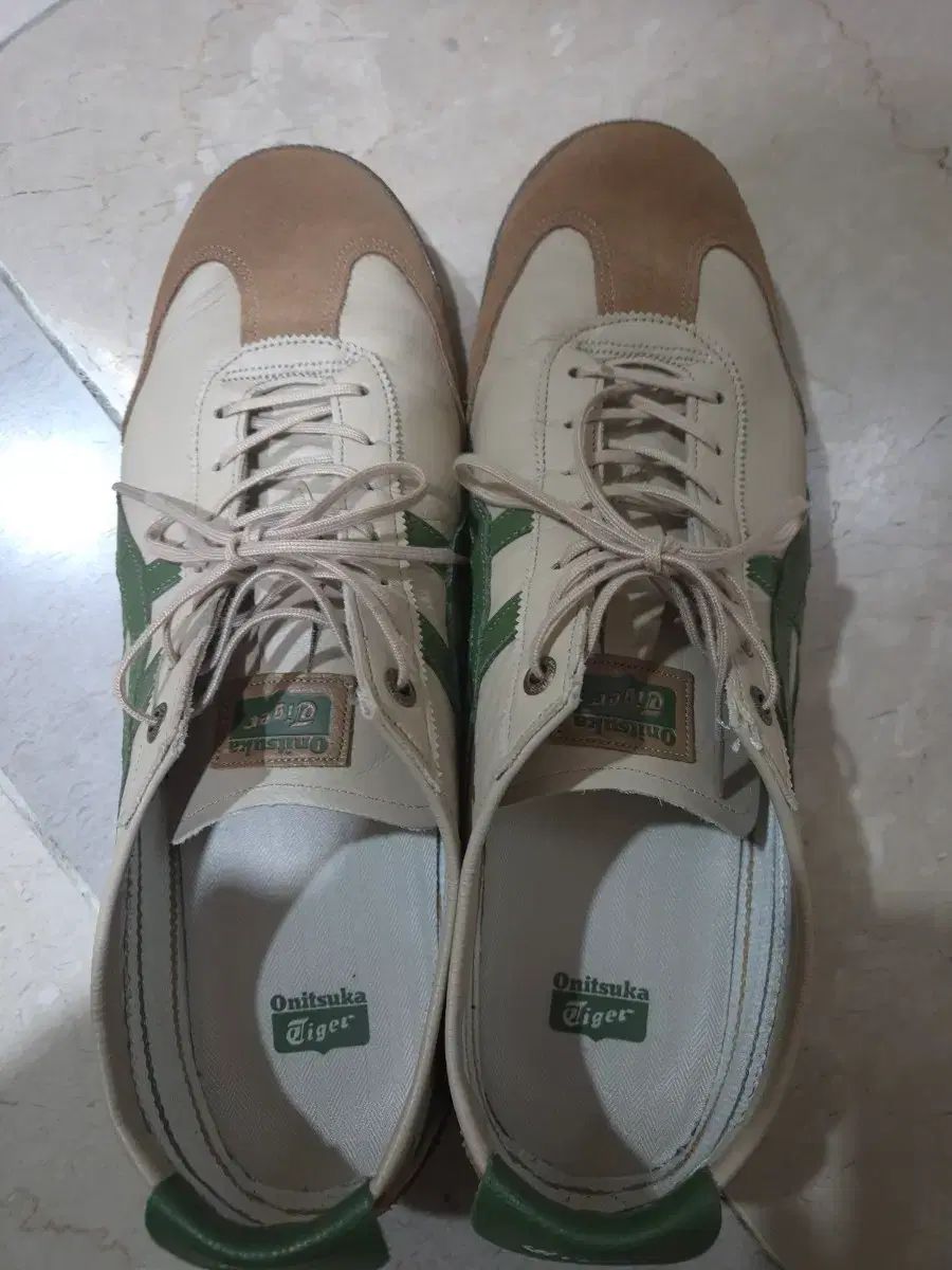 オニツカタイガー 66 SD ベージュ 290