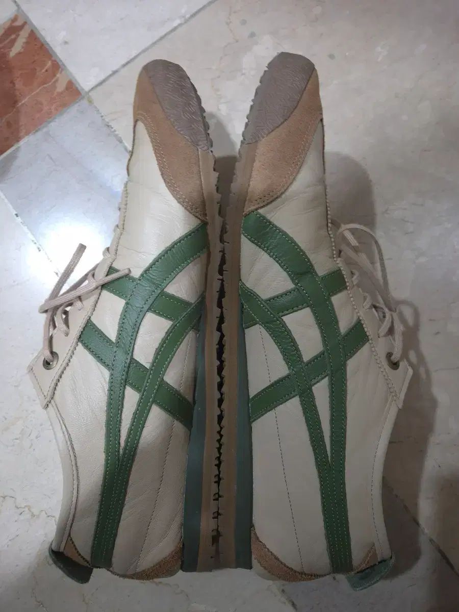  オニツカタイガー 66 SD ベージュ 290 スニーカー 靴