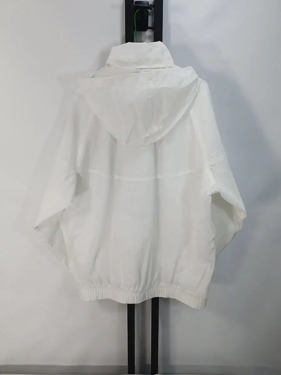 ナイキ Anorak（アノラック） ウィンドブレーカー NSW ウィンド