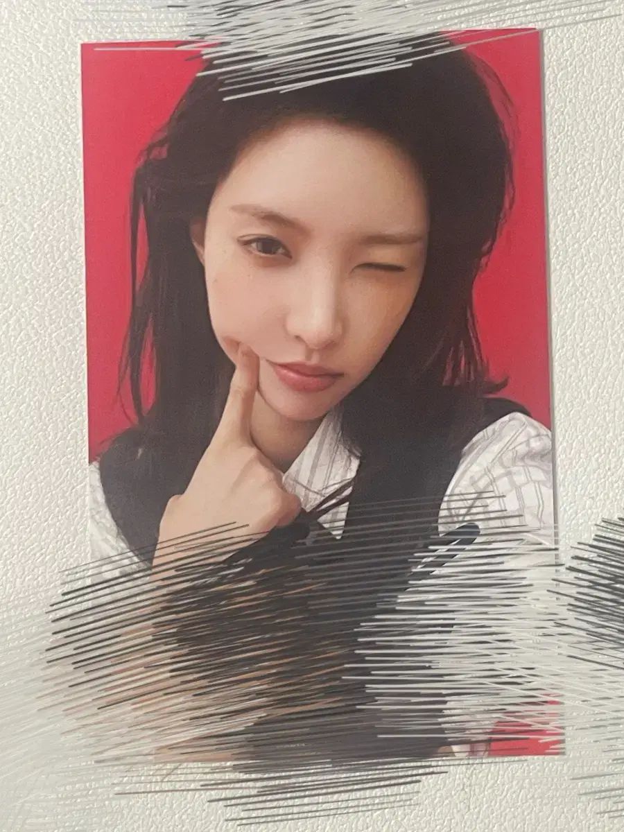 ILLIT ユナ 直筆サイン ILLIT ユナ 直筆サイン入りビジュアルカード【ユニバーサル