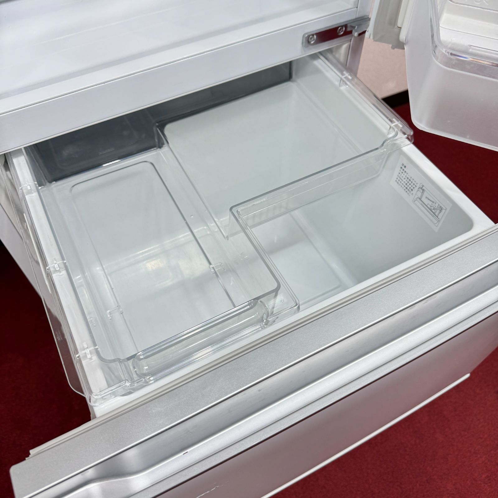 東京23区送料無料　美品ハイセンス2019年製3ドア冷蔵庫282L洗浄/除菌済み 東京23区送料無料 美品ハイセンス3ドア冷蔵庫 2019年製282L HR-D2801W