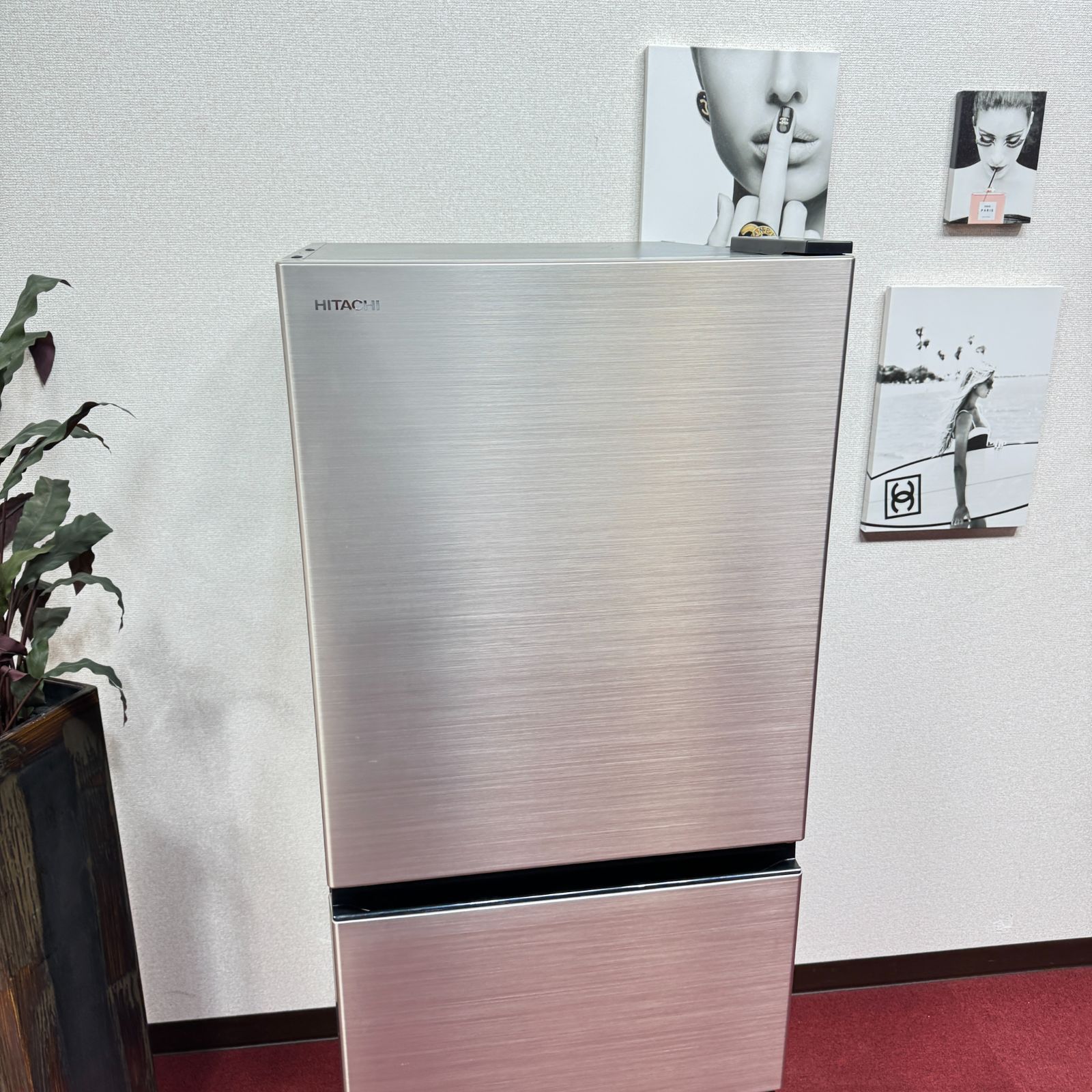 東京23区送料無料　超美品日立2024年製3ドア冷蔵庫265L　洗浄/除菌済み 東京23区送料無料 未使用に近い日立3ドア冷蔵庫 2024年製365L R-27TV