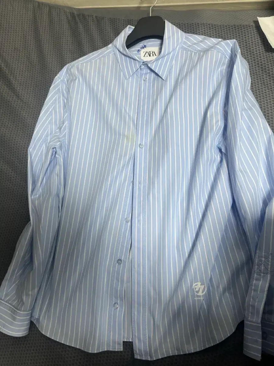 L ジャダーエラー ストライプ シャツ