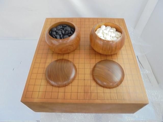 品 アウトドア 囲碁盤 碁石 セット 脚付き へそ付き 約13.4 kg 厚み約15 cm 足含むと約28 縦約45 横約42
