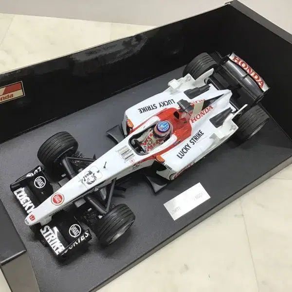Minichamps 1:18 Bar Honda ラッキー ストライク EDITION モデル 出品