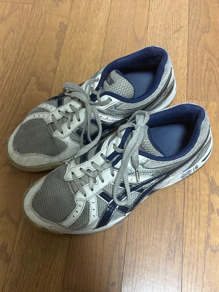 アシックス ローテ・リーフ 255 出品