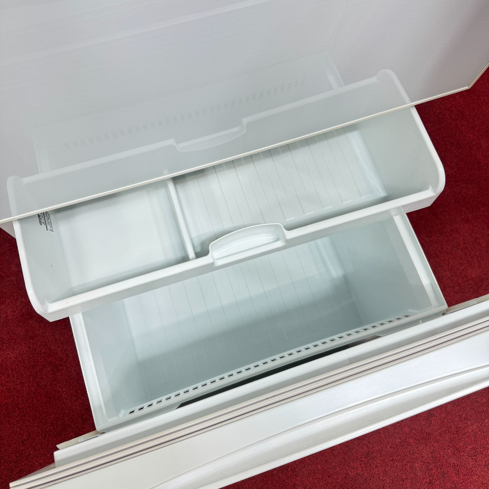 生活家電 【送料込】東芝 375L冷蔵庫 2016年製 3ドア