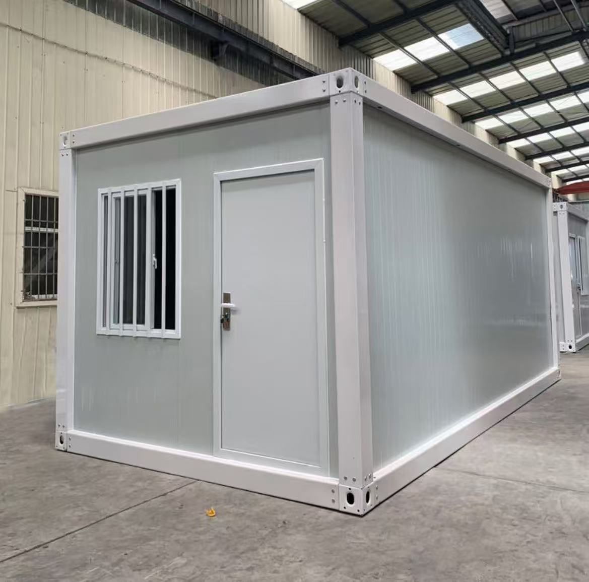 コンテナタイプ プレハブ スーパーハウス 舗 事務所 寮などに 自由組立式3 m×6 m×2.8 m 現物 広島発