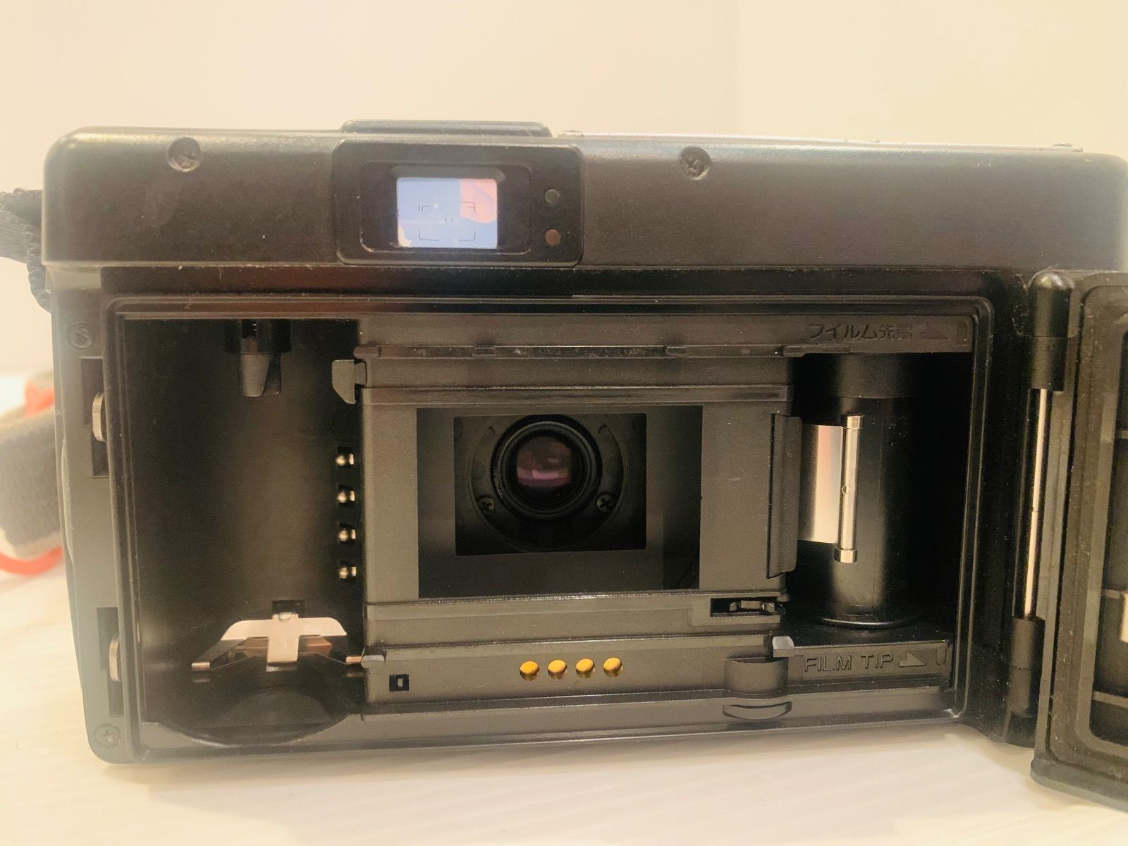 動作品】フィルムカメラ Konica 現場監督 LENS 販売 28 WB ECO コニカ