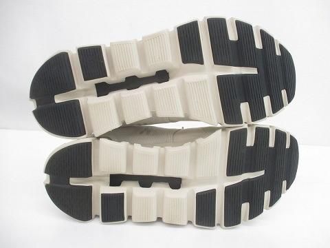 ベージュ レディース