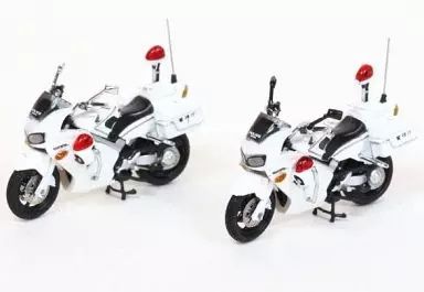 ミニカー 1 43 Honda VFR 800 P for Patrol 2002-2008 警視庁 交通部交通機動隊 交通取締用自動二輪車 警視庁所轄署 2台セット