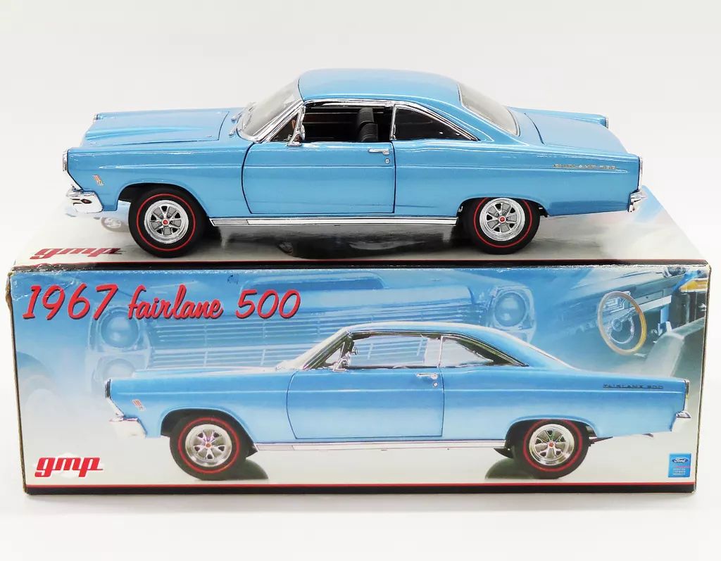 ミニカー 1 18 1967 Fairlane 500 ライトブルー
