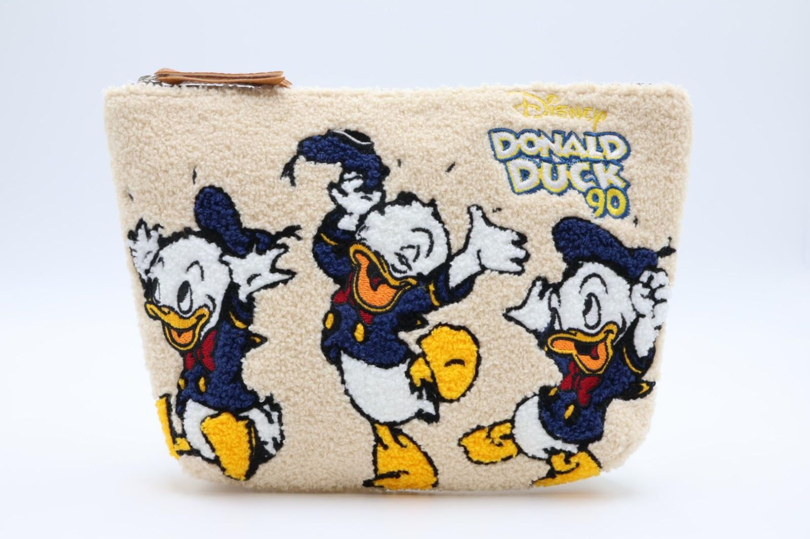 【超メルカリ市場差限定値下げ！】リボンミルキーシュガー 在庫処分】さがらポーチ ドナルド90周年デザイン - メルカリ