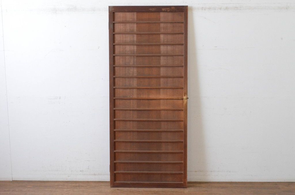 現状販売 舞良戸扉 アンティーク建具 上手物 柾目 真鍮ノブ付き まいらど 板戸 ドア 4～7営業日前後で発送 修理加工希望の方3ヶ月程で発送 R-065083