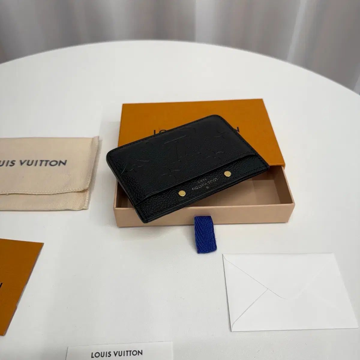 カードウォレット ブラック