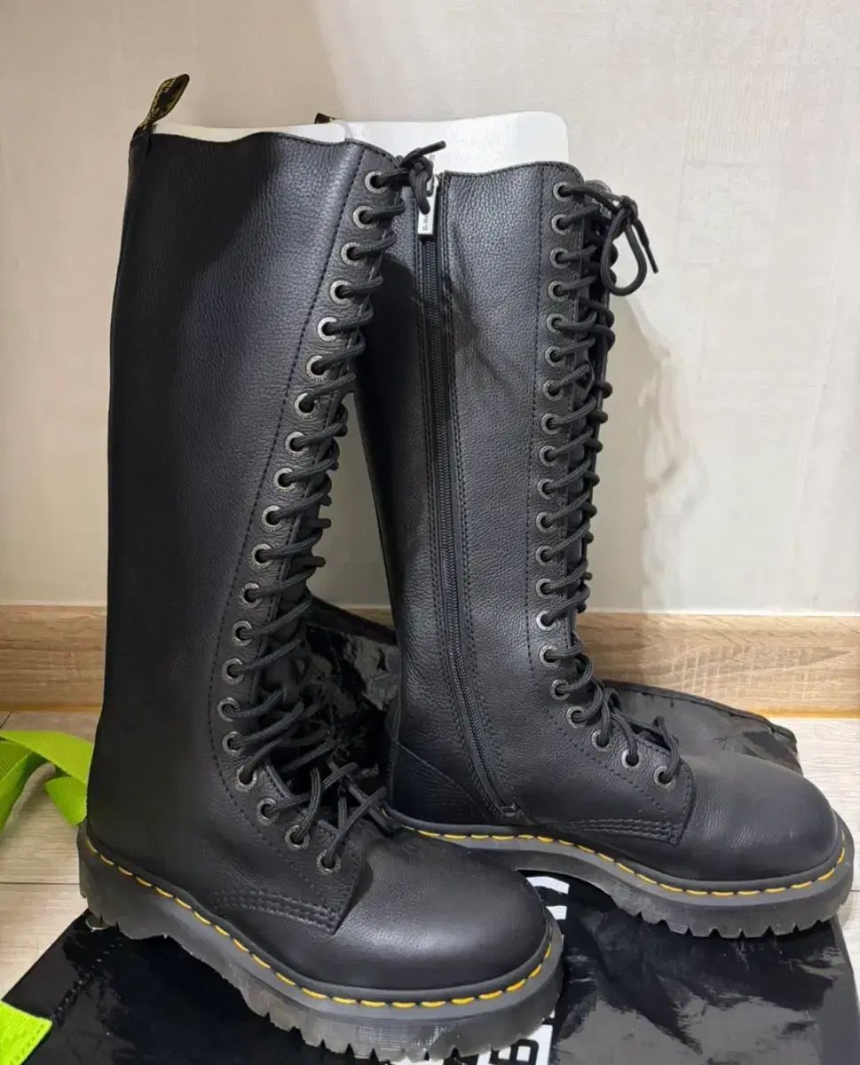 DR. MARTENS 1 B 60 ベックス ブラック 240