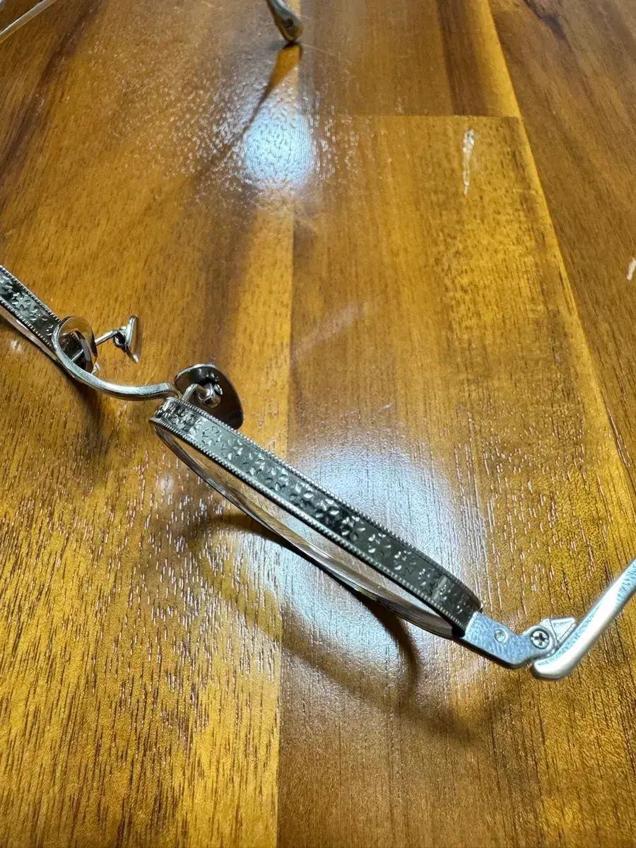  CHROME HEARTS クロムハーツ ティック 띡 thick マットブラック SHINee シャイニー シルバー サングラス 小物