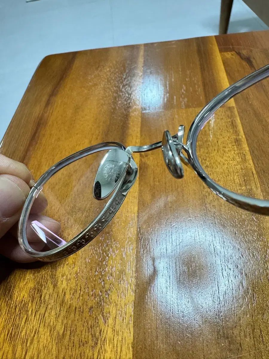 マットブラック SHINee