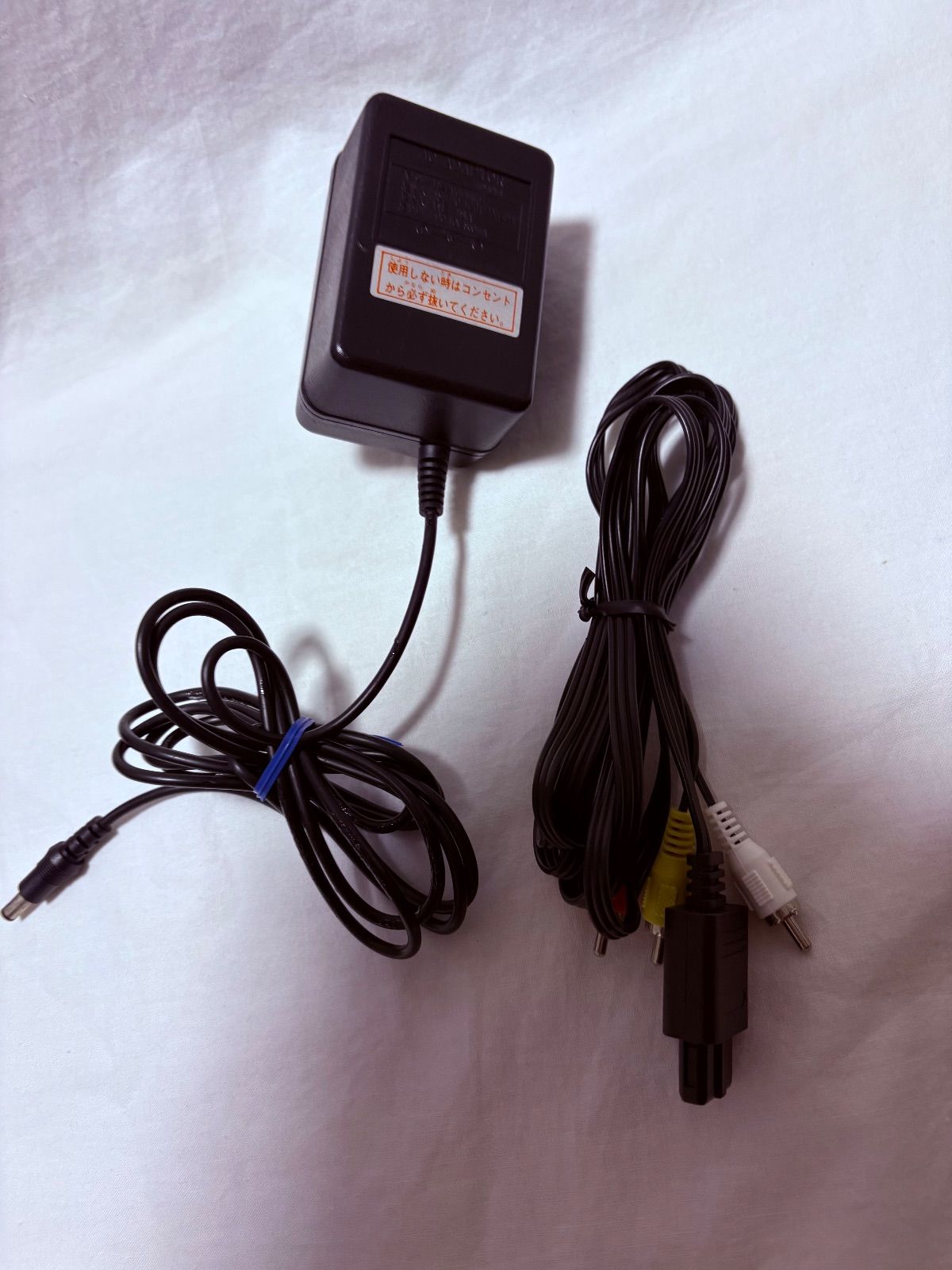 任天堂 ニンテンドー ニューファミコン HVC-101