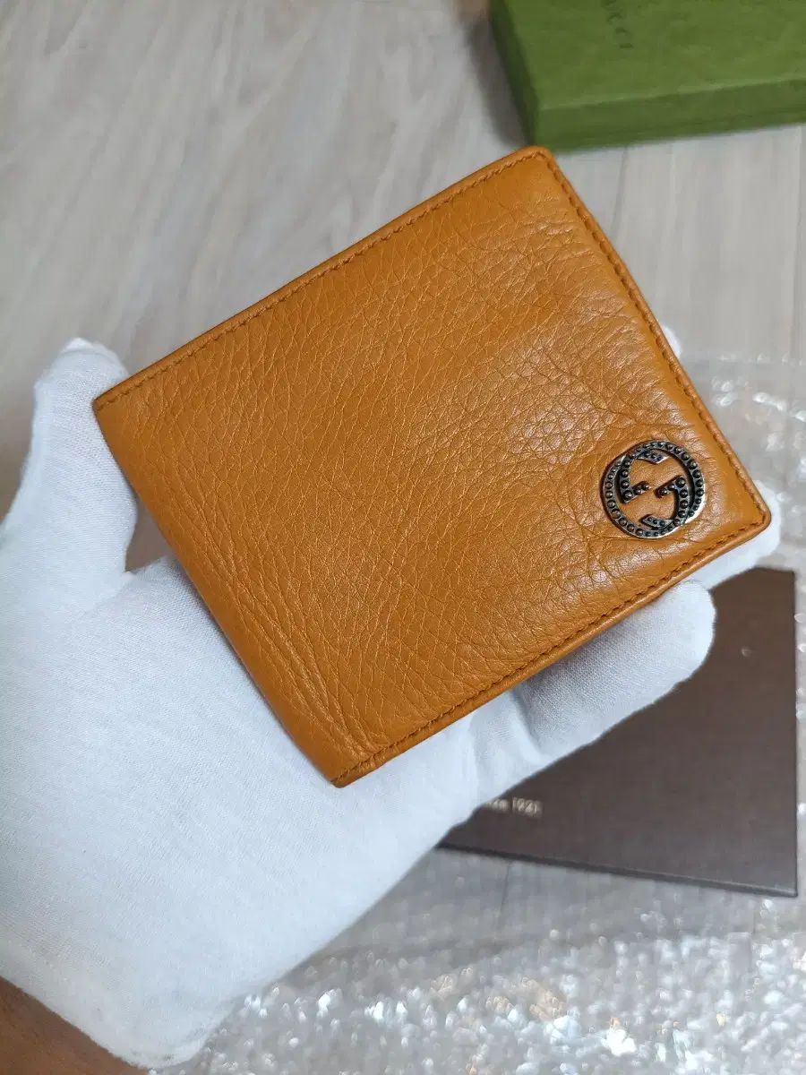 グッチ インターロッキング リングウォレット オレンジ